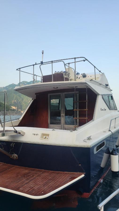 Salerno Yacht酒店 外观 照片